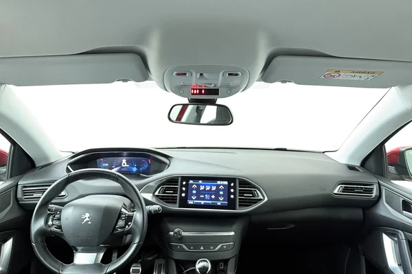 Peugeot 308 (2020) — foto 20 van 20