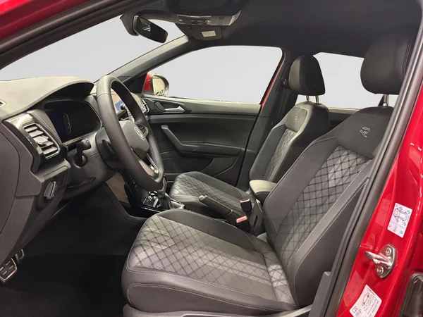 VOLKSWAGEN T-Cross (2025) — foto 14 van 15