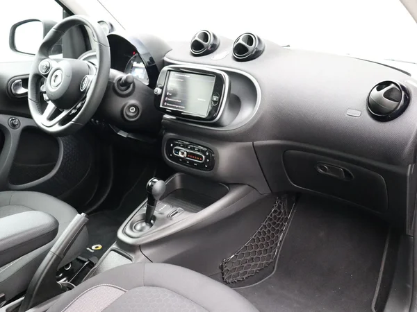 smart Fortwo (2024) — foto 16 van 26