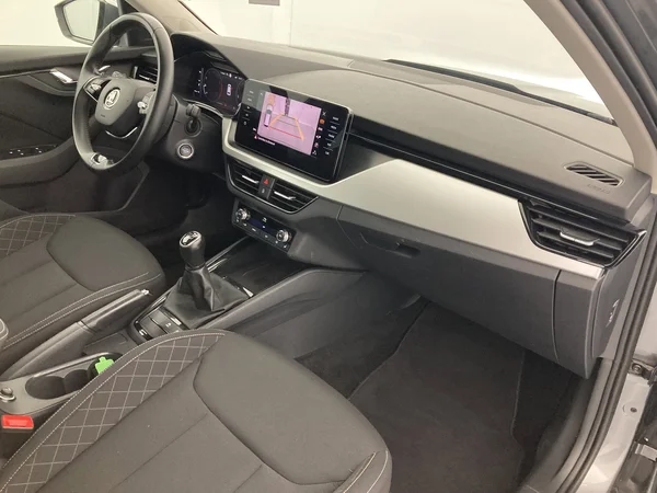SKODA Kamiq (2023) — foto 8 van 36
