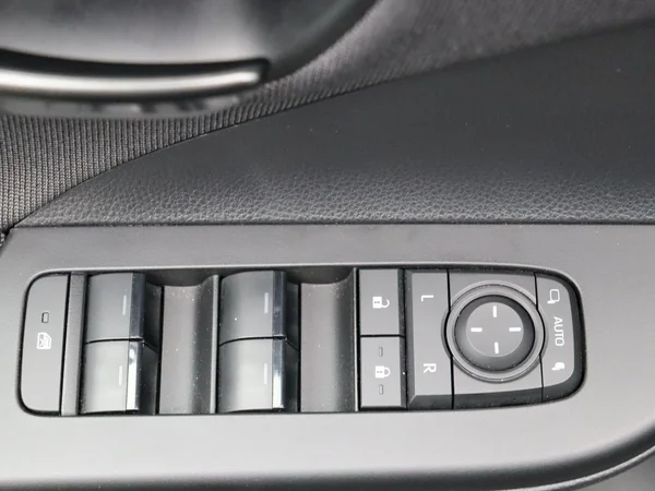 Toyota C-HR (2025) — foto 29 van 29