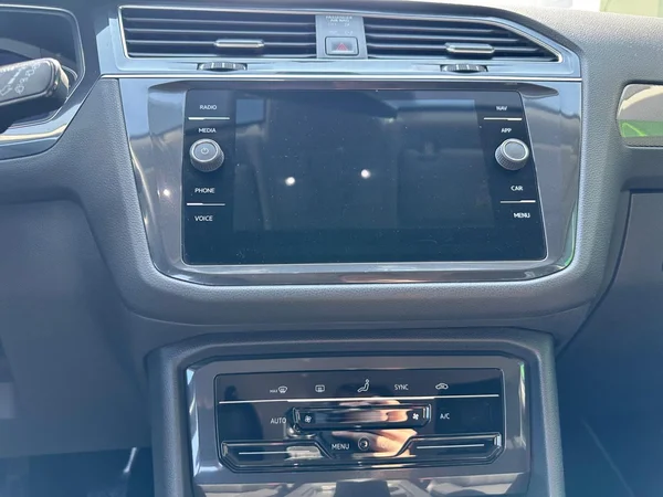 VOLKSWAGEN Tiguan Allspace Dsl (2022) — foto 13 van 23