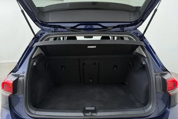Volkswagen Golf VIII (2023) — foto 16 van 20