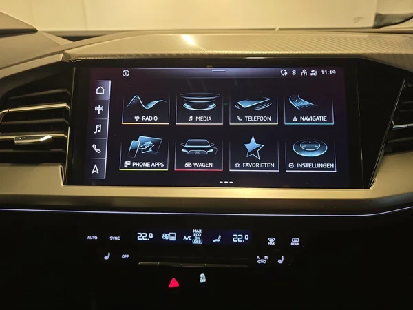 AUDI Q4 e-tron (2025) — foto 5 van 24