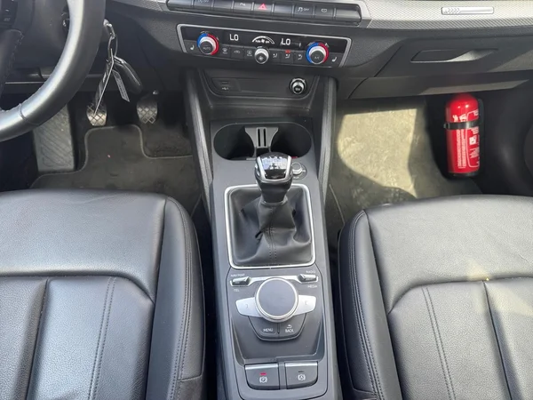 AUDI Q2 (2023) — foto 3 van 24