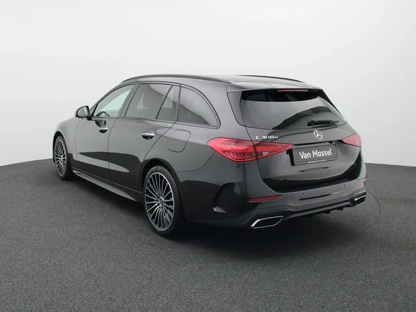 Mercedes-Benz C-Klasse (2025) — foto 12 van 24
