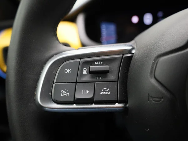 Jeep Avenger (2023) — foto 17 van 43