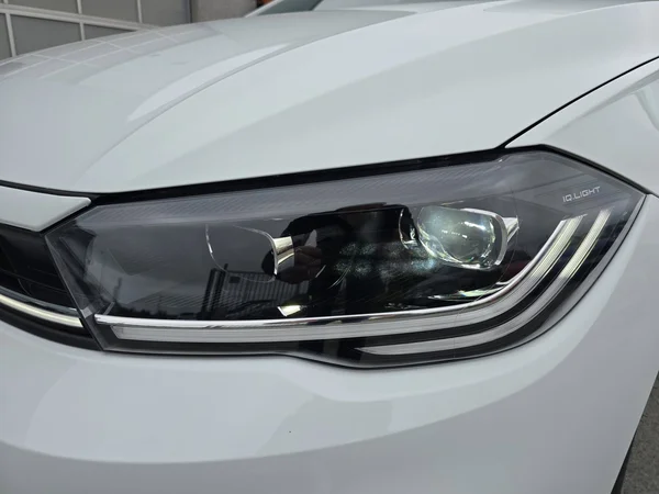 VOLKSWAGEN Polo (2024) — foto 24 van 32