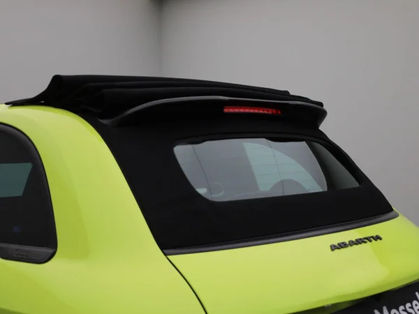 Fiat 500C (2023) — foto 6 van 48