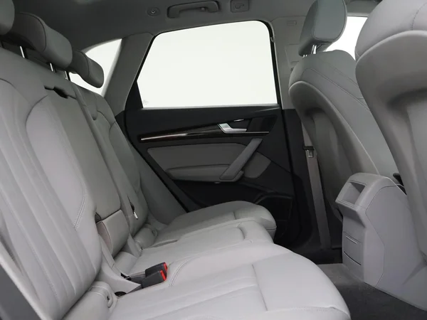 AUDI Q5 (2017) — foto 16 van 28