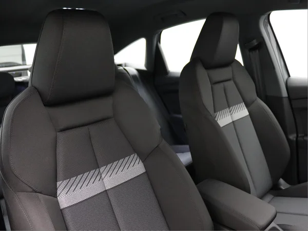AUDI Q4 Sportback e-tron (2022) — foto 8 van 18