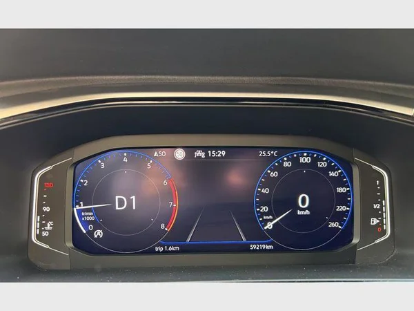 Volkswagen T-Roc (2022) — foto 5 van 31