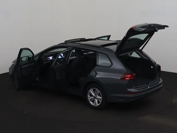 VOLKSWAGEN Golf Variant (2025) — foto 29 van 30