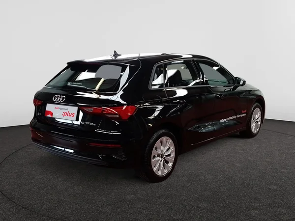 AUDI A3 Sportback (2024) — foto 9 van 16