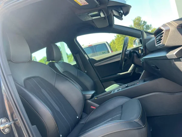 CUPRA Formentor (2021) — foto 15 van 24
