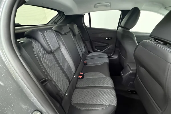 Peugeot 208 (2024) — foto 11 van 22