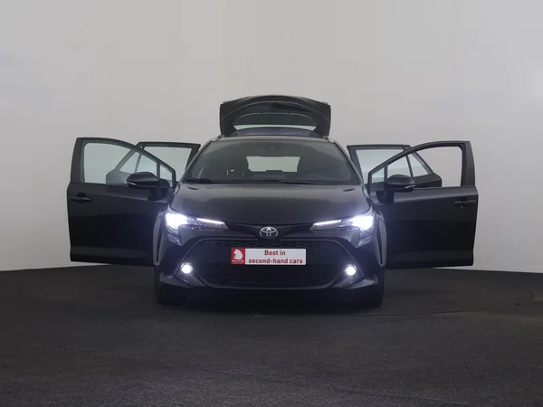 TOYOTA Corolla (2022) — foto 26 van 28