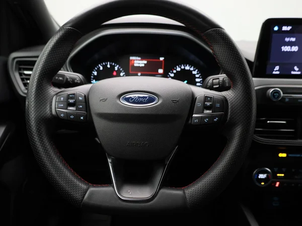 Ford Focus (2022) — foto 37 van 39