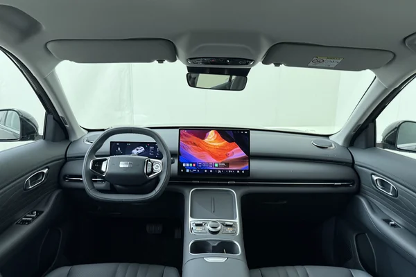 GEELY Starray EM-i (PHEV) (2026) — foto 18 van 18