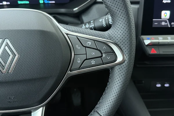 Renault Captur E-Tech (HEV) (2026) — foto 8 van 20