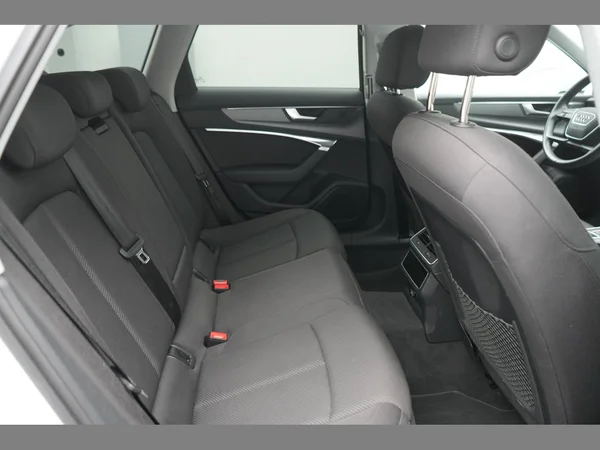 AUDI A6 Avant (2022) — foto 9 van 28