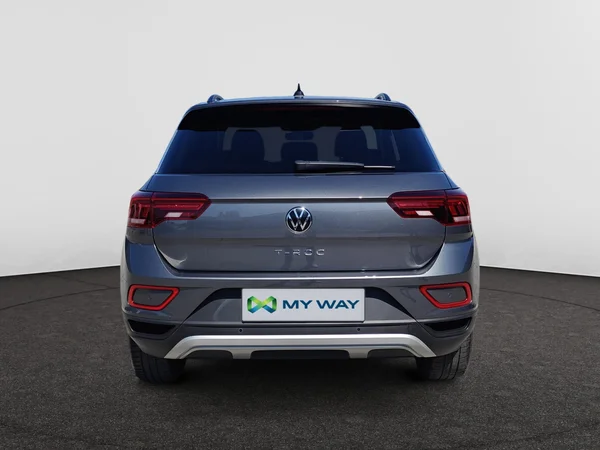 VOLKSWAGEN T-Roc (2024) — foto 15 van 18