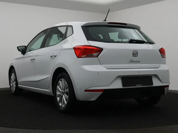 SEAT Ibiza 5P/D (2022) — foto 12 van 23