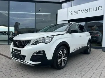 Peugeot 3008 52684dc6-ddaa-4bb5-a353-9d8ec28c663f