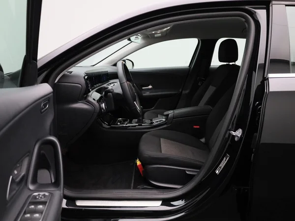 Mercedes-Benz A-Klasse (2021) — foto 36 van 36