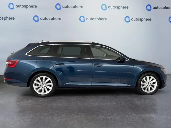 SKODA Superb Combi Dsl (2019) — foto 12 van 17