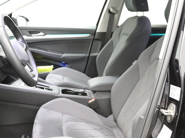 VOLKSWAGEN Golf VIII SW (2025) — foto 14 van 17