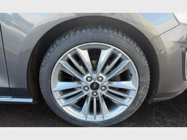 Ford Focus Vignale (2019) — foto 23 van 23