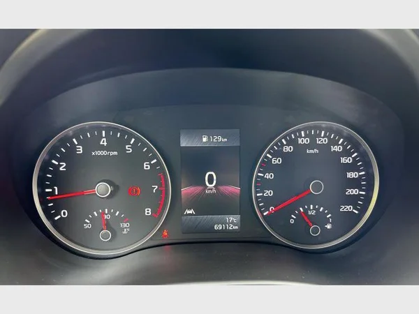 Kia RIO (2022) — foto 5 van 25
