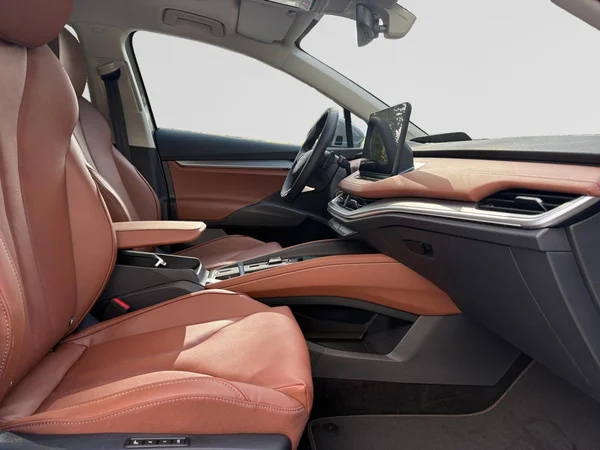 SKODA Enyaq (2026) — foto 8 van 24