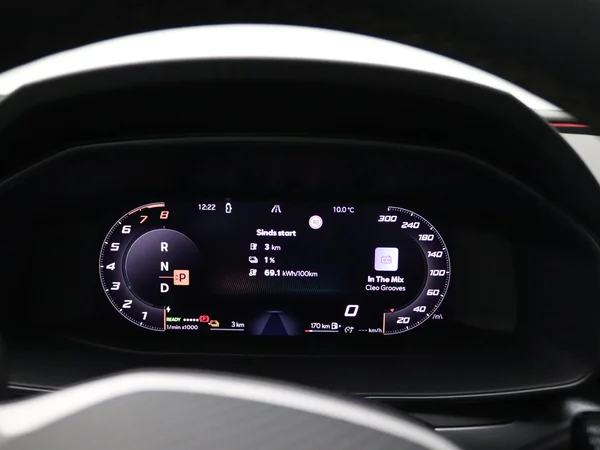 CUPRA Formentor e-Hybrid (PHEV) (2025) — foto 15 van 19