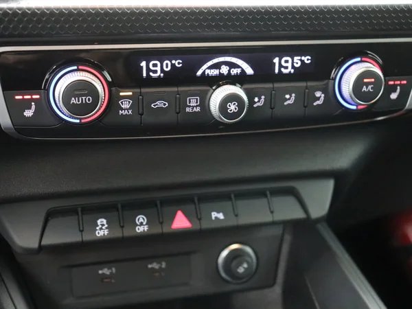 AUDI A1 Sportback (2025) — foto 7 van 16
