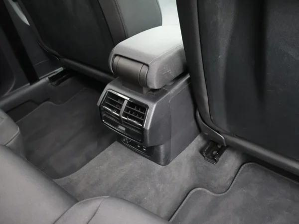 Audi Q3 (2023) — foto 3 van 26