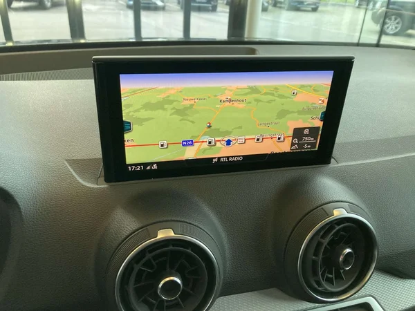 Audi Q2 (2023) — foto 3 van 17