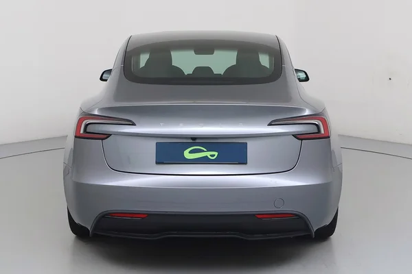 Tesla Model 3 (2025) — foto 25 van 30