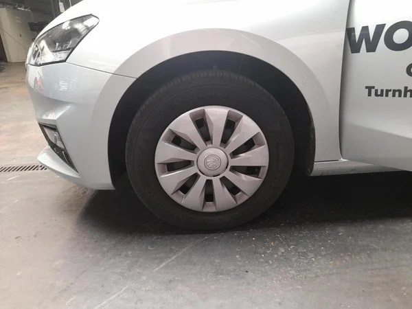 SKODA Fabia (2025) — foto 2 van 23