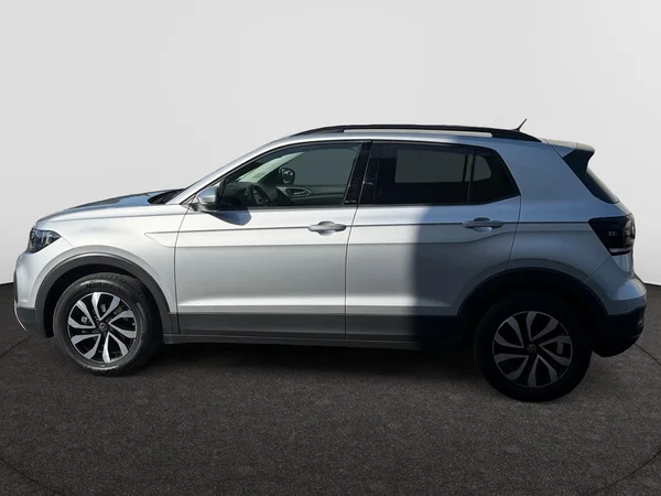 VOLKSWAGEN T-Cross (2022) — foto 12 van 21