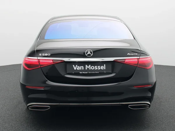 Mercedes-Benz S-Klasse (2024) — foto 34 van 38