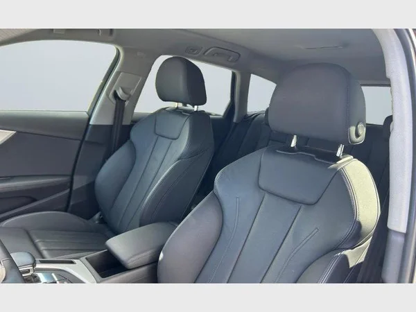 Audi A4 Avant (2022) — foto 29 van 29