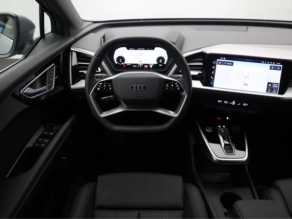 AUDI Q4 e-tron (2025) — foto 5 van 21