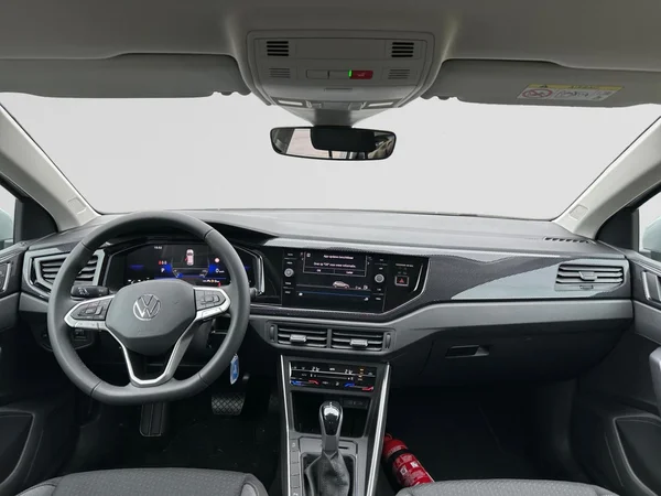 VOLKSWAGEN Polo (2026) — foto 9 van 20