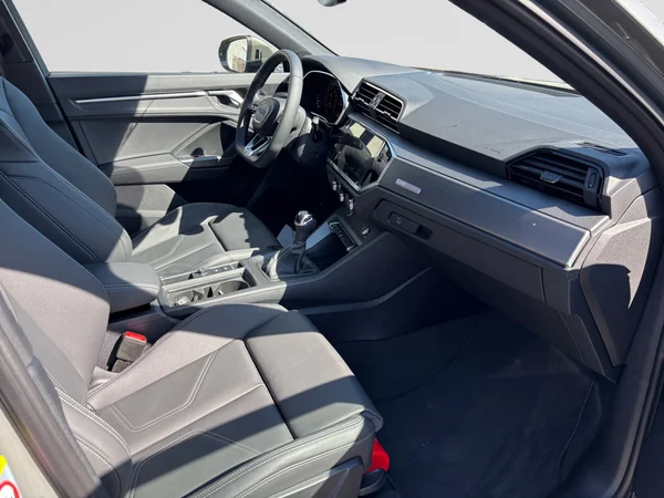 AUDI Q3 Sportback (2025) — foto 3 van 21
