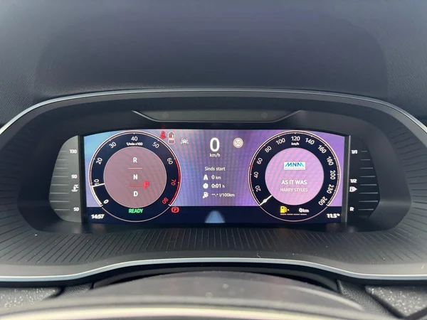 SKODA Octavia Combi (2025) — foto 18 van 21