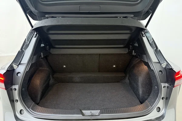 Nissan Qashqai (2023) — foto 16 van 20