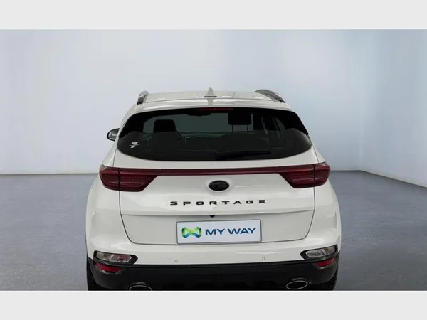 Kia Sportage (2021) — foto 13 van 15