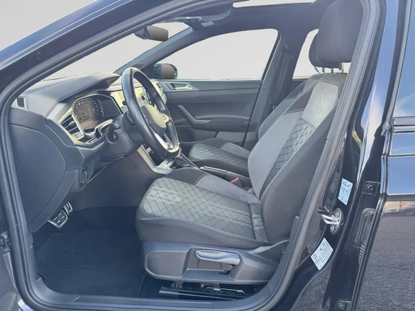 VOLKSWAGEN Taigo (2024) — foto 9 van 15